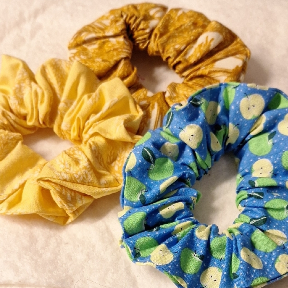 Colorful Scrunchie Set